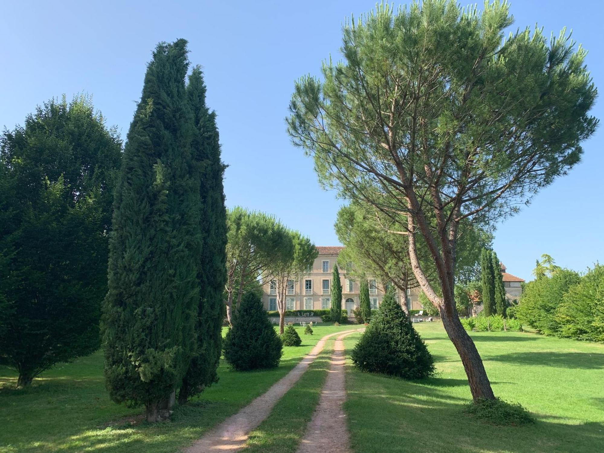 Domaine De La Monestarie - Teritoria Hotel Bernac  Bagian luar foto