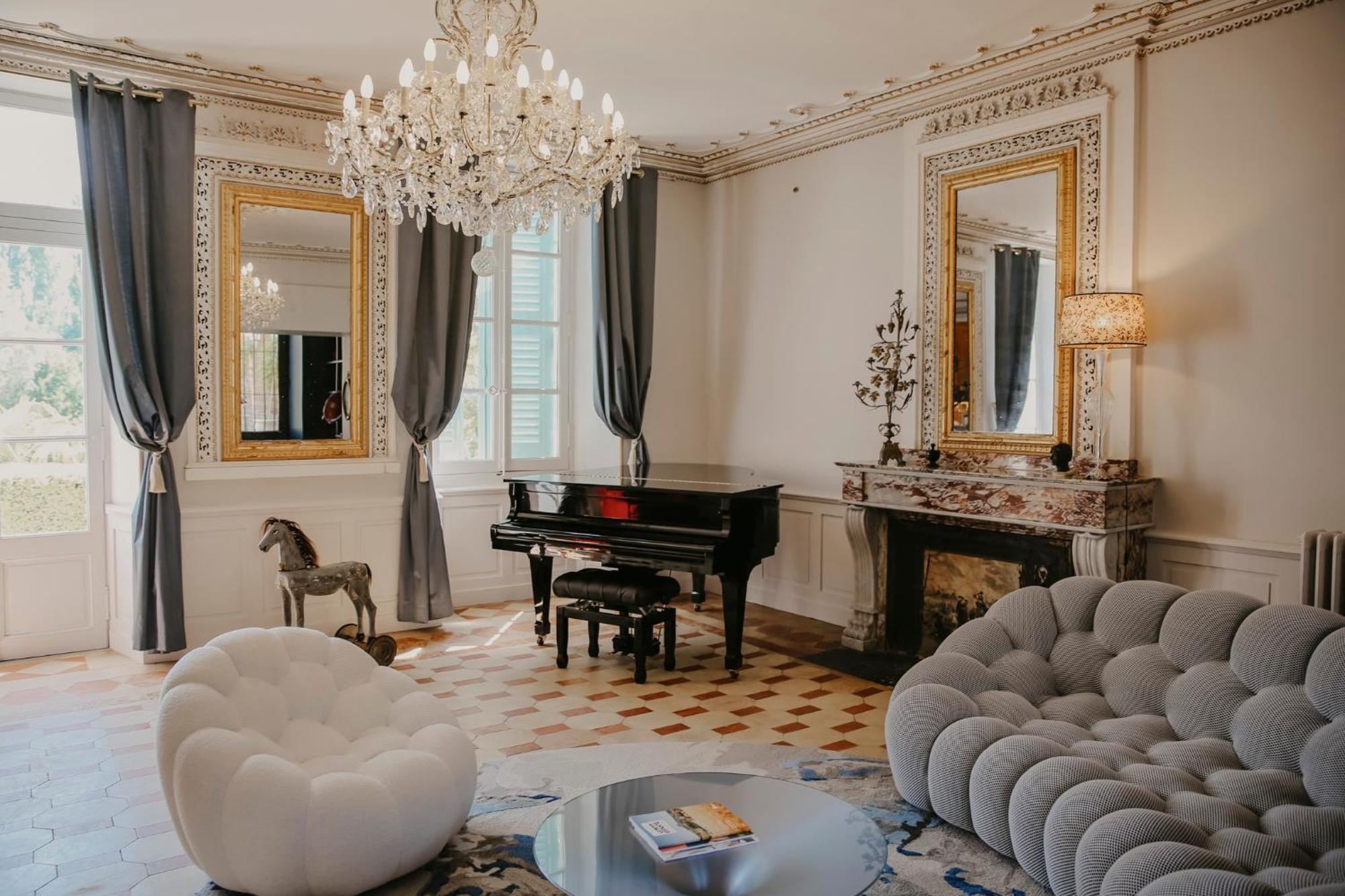 Domaine De La Monestarie - Teritoria Hotel Bernac  Bagian luar foto