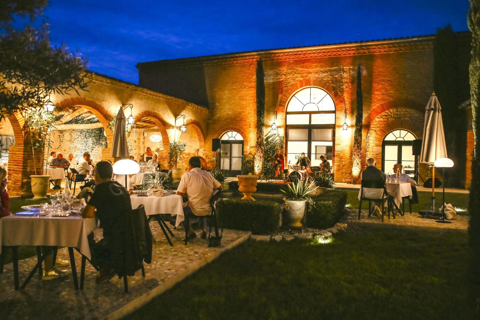 Domaine De La Monestarie - Teritoria Hotel Bernac  Bagian luar foto